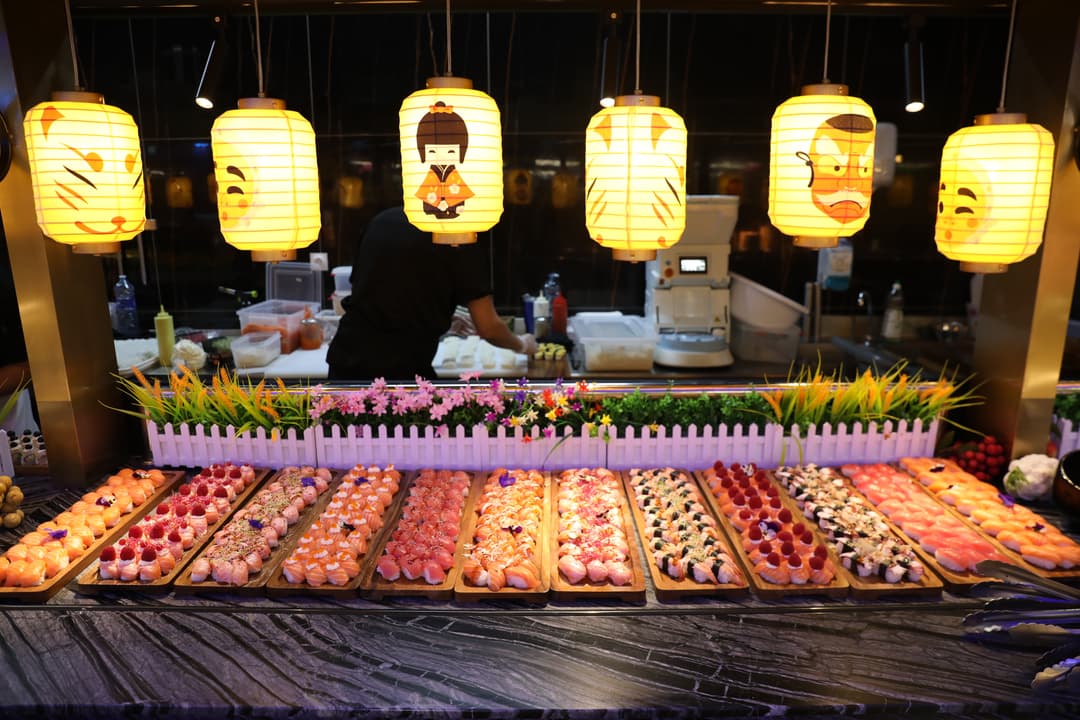 Assortiment de sushis frais et élégamment présentés